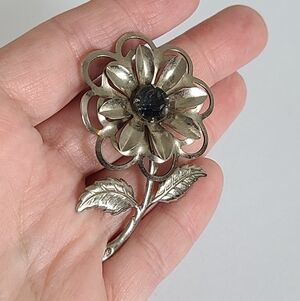 Vintage Silver Tone Openwork Black Rhinestone Floral Flower Brooch Pin